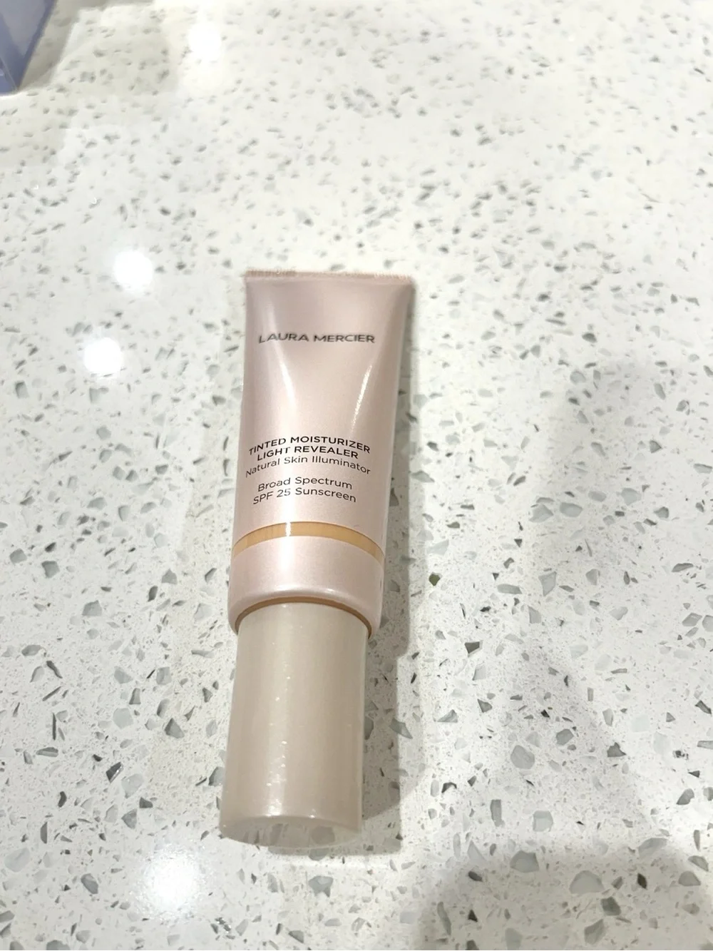 Laura Mercier Tinted Moisturizer SPF 25 50 mL 1.7 fl oz New in box 3N1 SAND